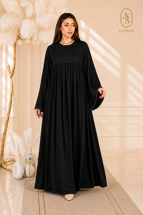 Robe Longue en Soie avec Strass en Bas de Manche – Élégance, Confort et Finitions Raffinées