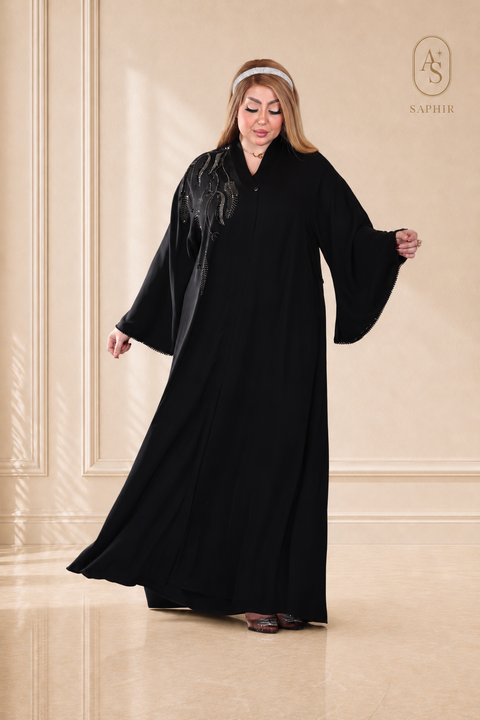 Abaya Richa d’Or en soie haute gamme – Broderies précieuses & manches évasées